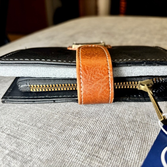 Stone Mountain Women’s Wallet Brand New Brown Black - Picture 4 of 9